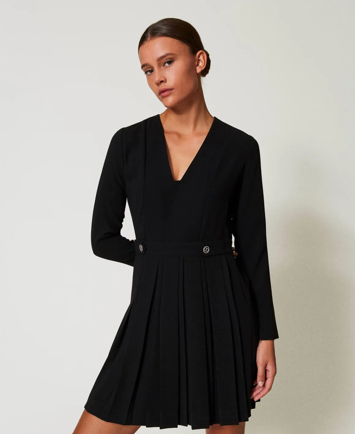 TWINSET Milano Abito Corto In Crêpe Plissé Con Bottoni | Vestiti Da Cerimonia | Vestiti Corti