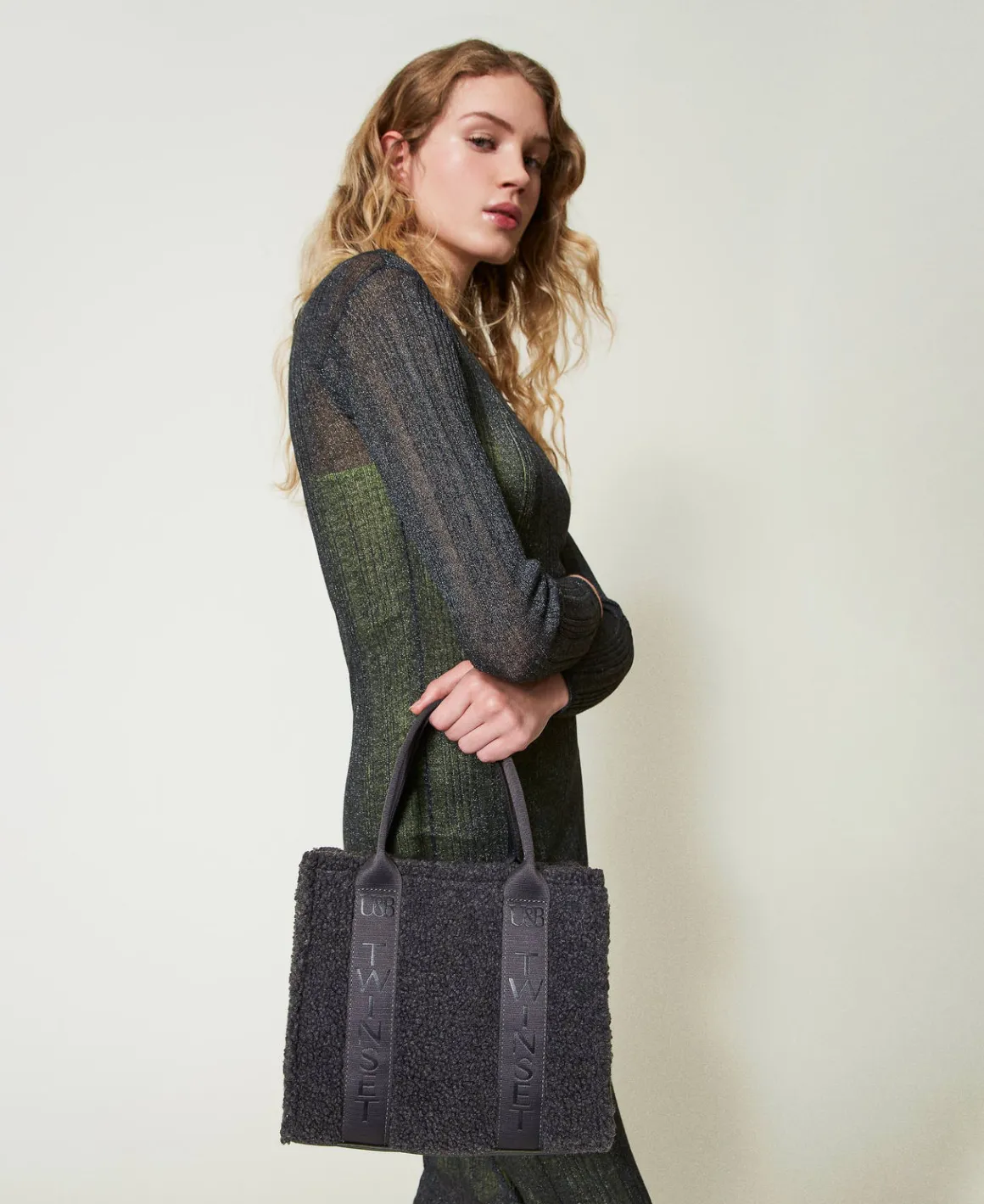 TWINSET Milano Borsa Shopper In Faux Fur Effetto Furry | Borse Shopping | Borse A Mano