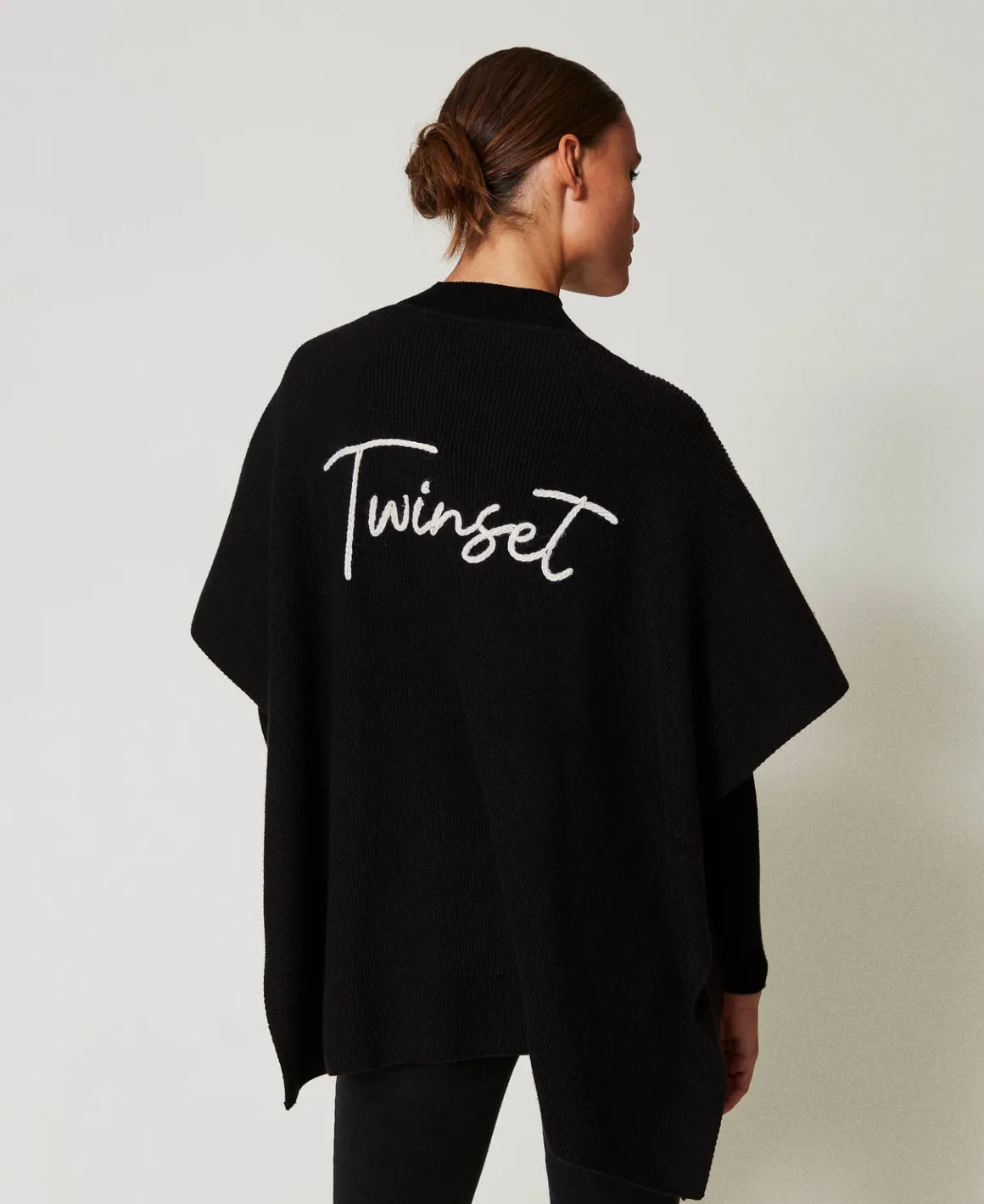 TWINSET Milano Poncho In Maglia Con Ricamo Logo | Poncho