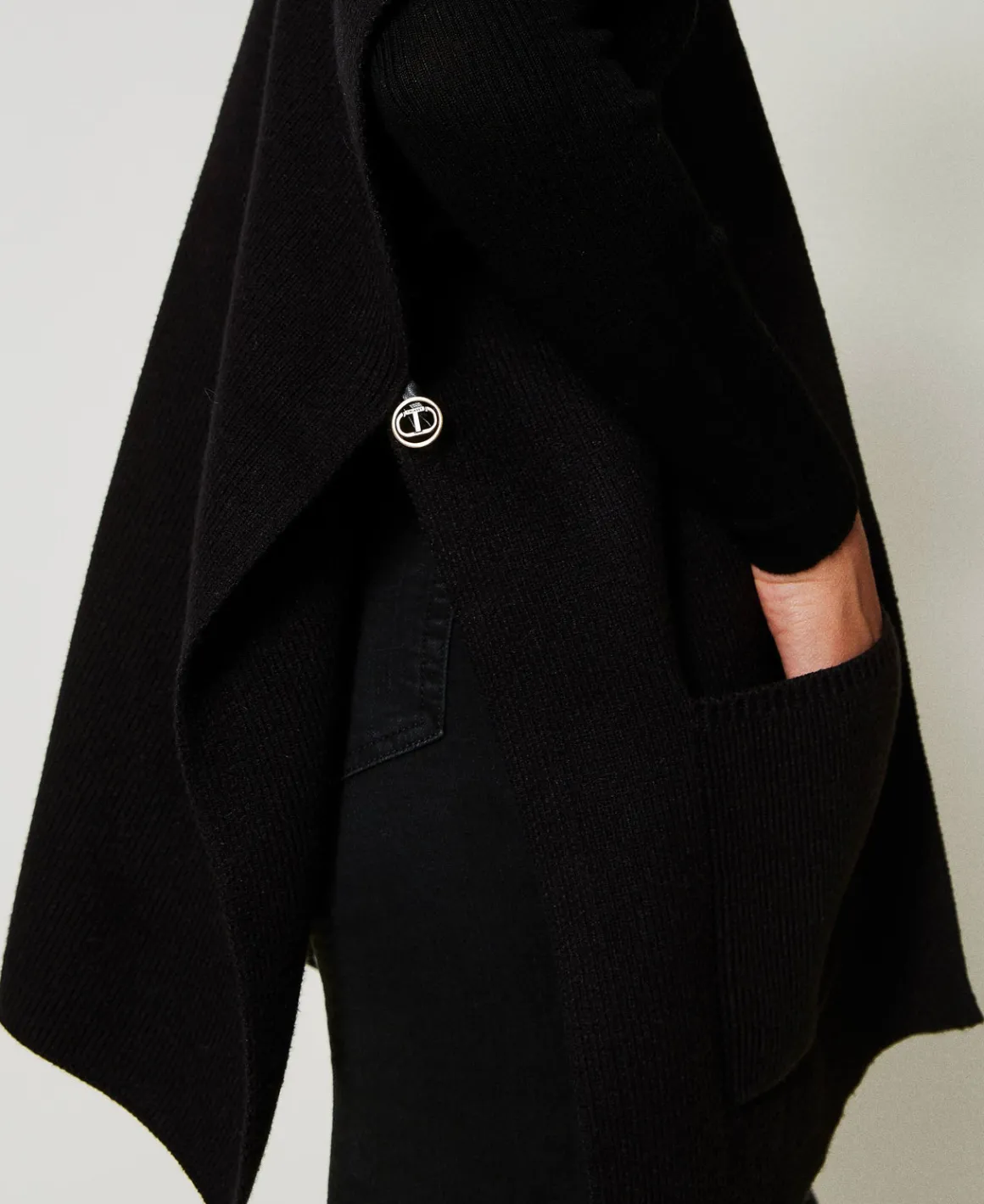TWINSET Milano Poncho In Maglia Con Ricamo Logo | Poncho