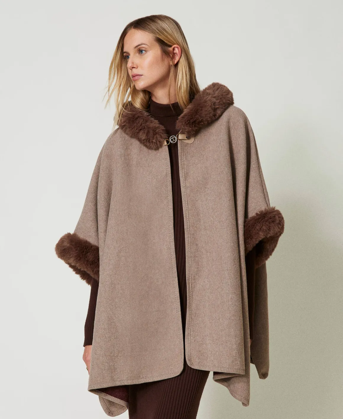 TWINSET Milano Poncho In Panno E Faux Fur | Poncho