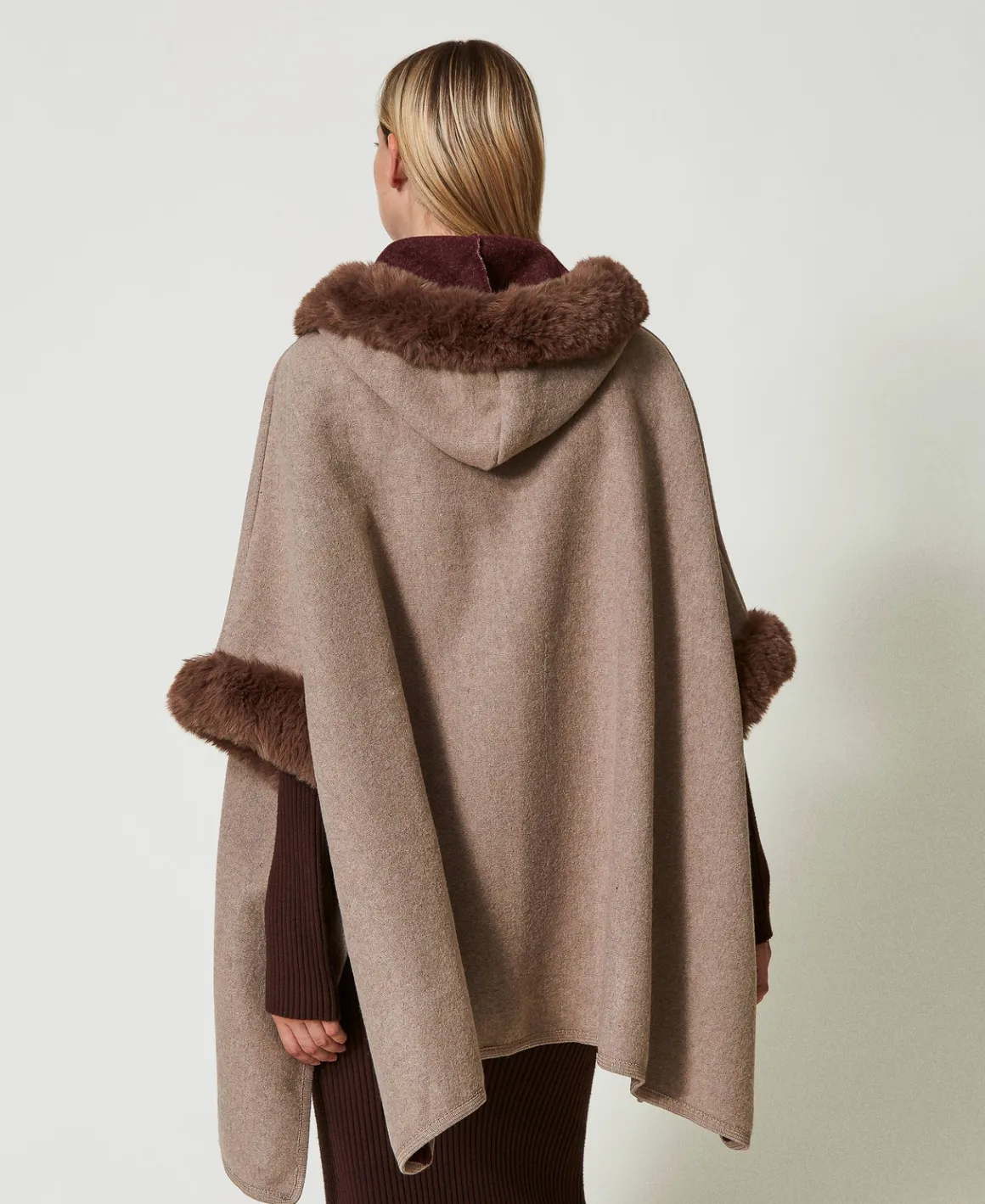 TWINSET Milano Poncho In Panno E Faux Fur | Poncho
