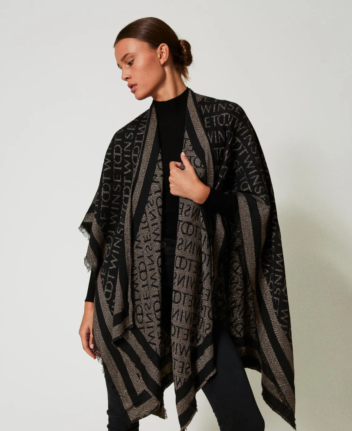 TWINSET Milano Poncho Jacquard Con Logo | Poncho