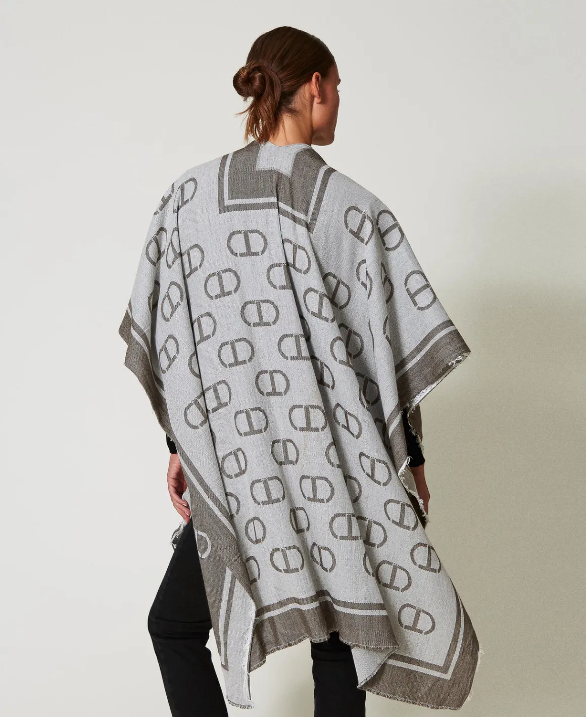 TWINSET Milano Poncho Jacquard Con Oval T | Poncho